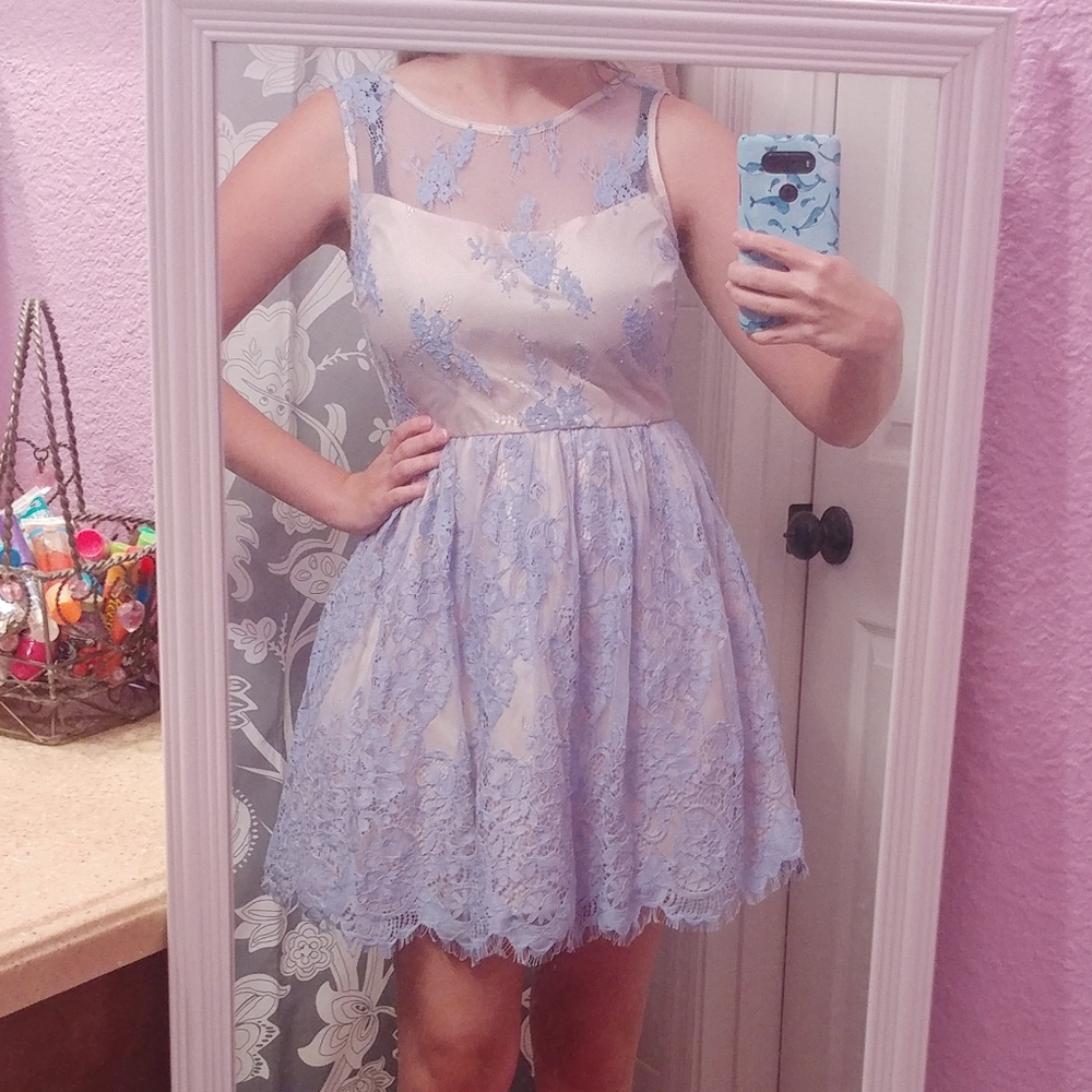 CITY TRIANGLES Size 5 Powder Blue & Peach Lace Layered Skater Dress